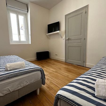 In The Beautiful Districts Of Tours A "Particular" With Great Comfort Villa Exteriör bild