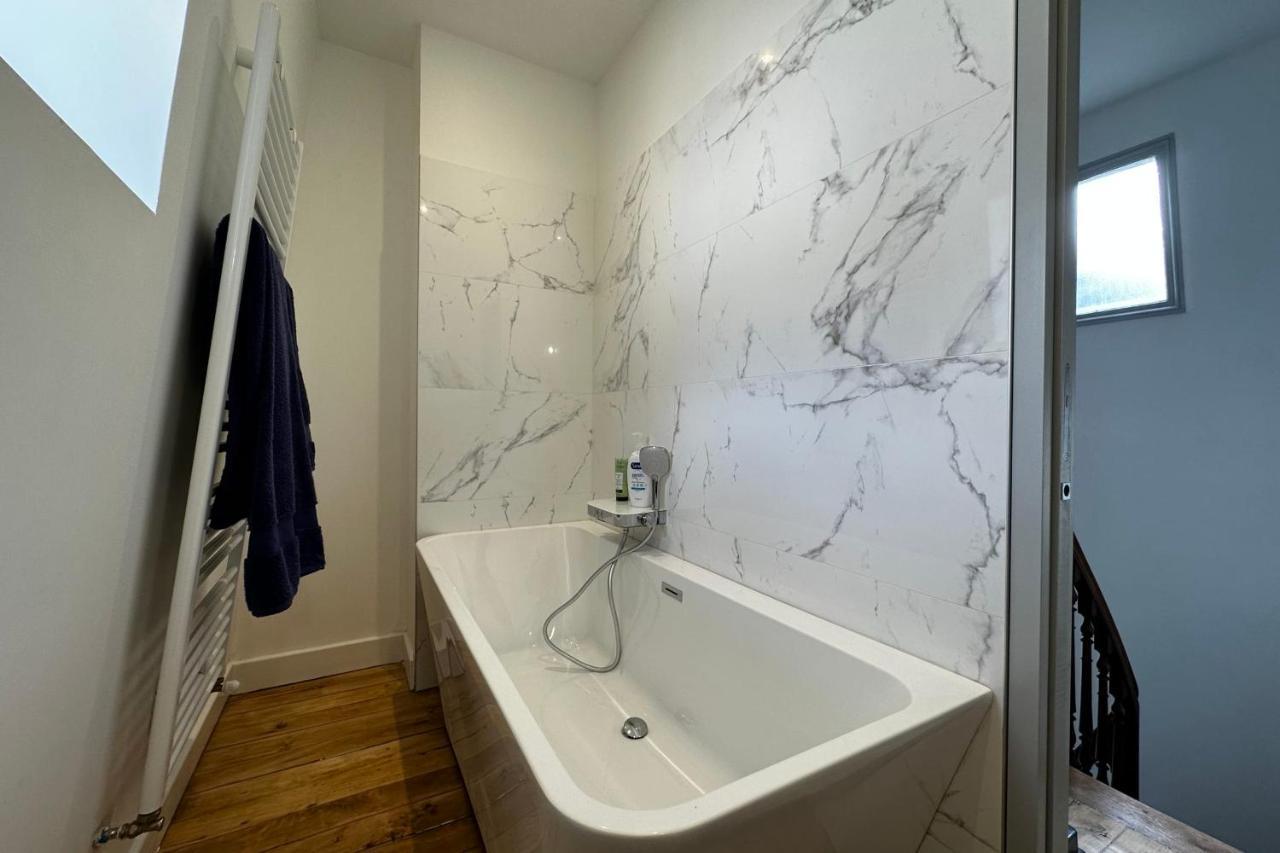 In The Beautiful Districts Of Tours A "Particular" With Great Comfort Villa Exteriör bild